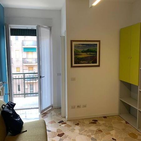 Cozy 1-Room Studio In Giambellino Milano Eksteriør billede